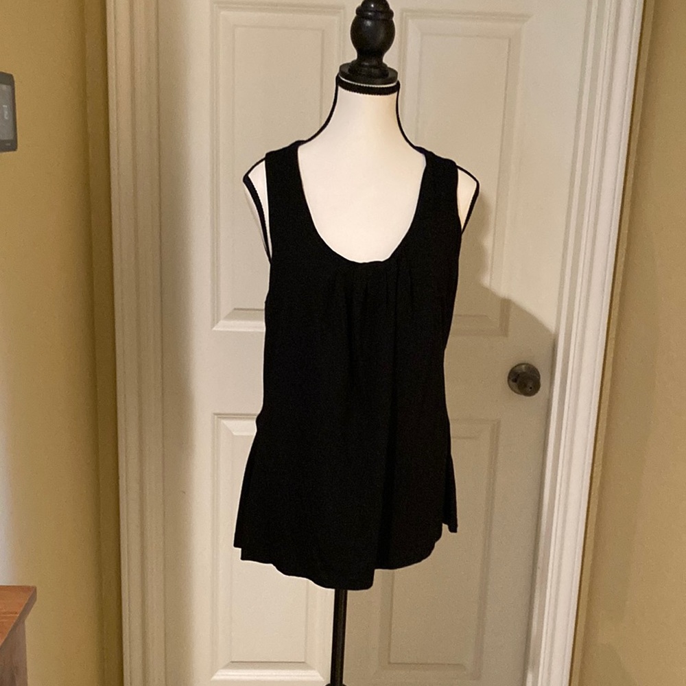 White House Black Market knit top